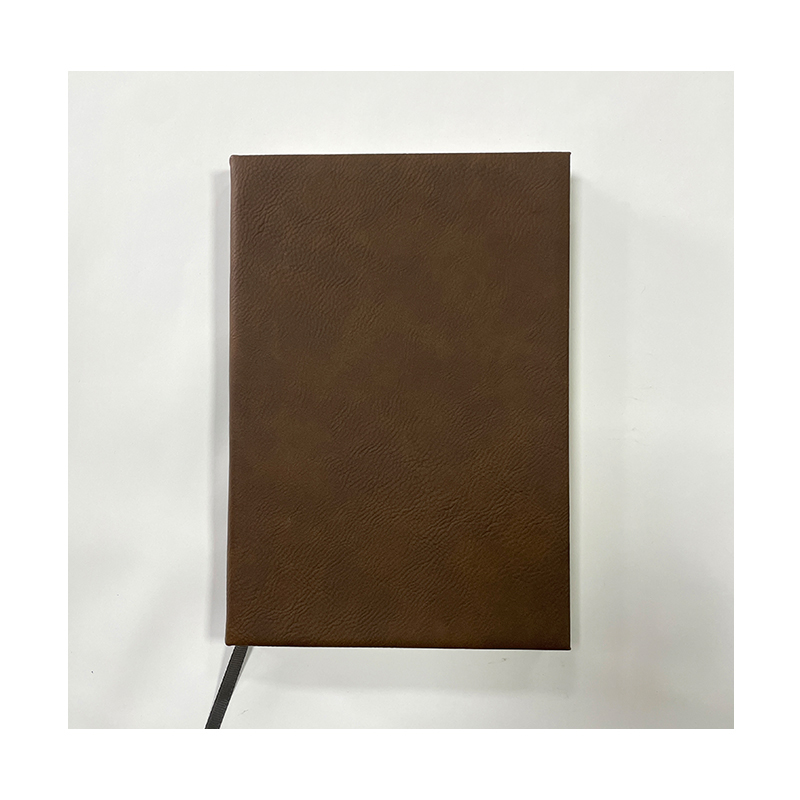 5 1/4' x 8 1/4' keinonahkaisia lehtiä