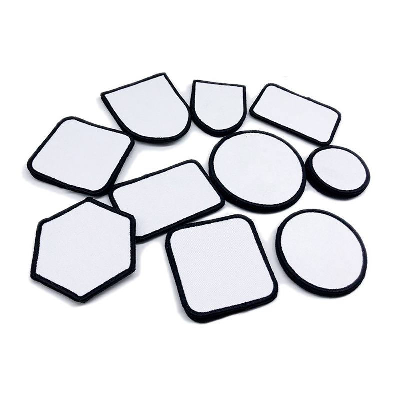 3' x 3' neliönmuotoiset sublimaationahkamerkit liimalla
